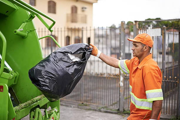 Best Yard Cleanup Services  in Heyworth, IL