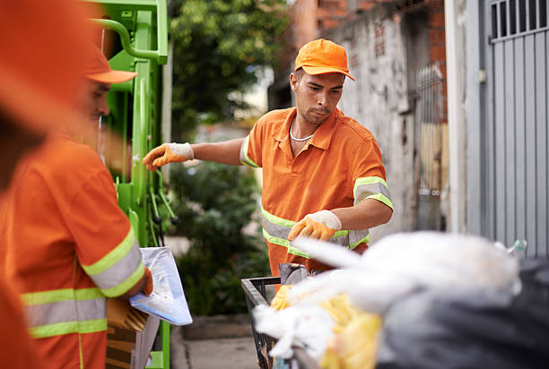 Best Construction Debris Removal  in Heyworth, IL